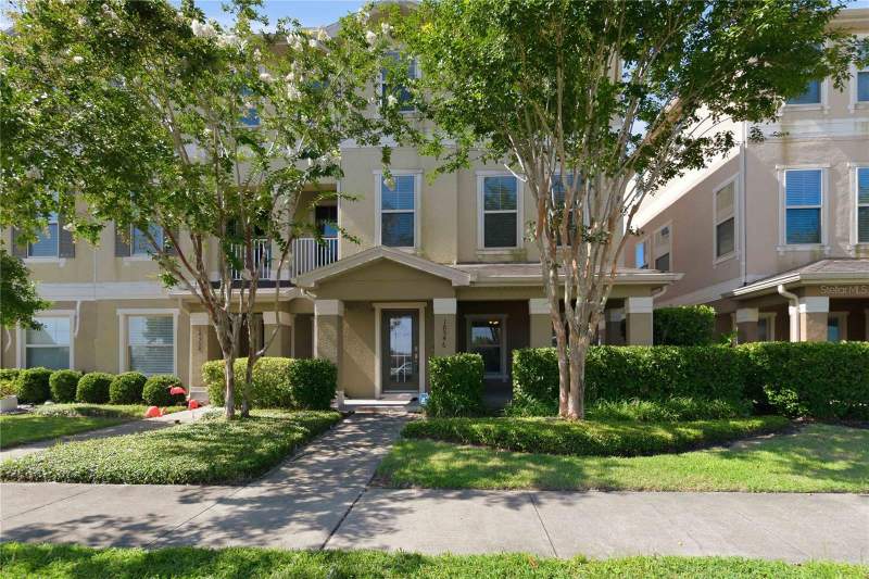 10546 GREEN IVY LANE home for sale in Overlook East Park