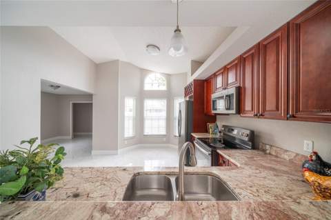 10201 Vista Cove Lane, Orlando FL - photo 6 of 6
