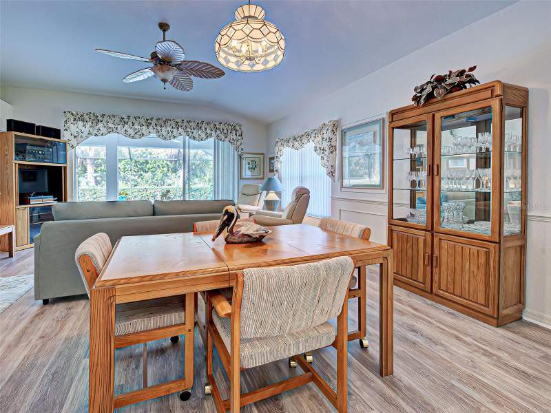 2 bedroom Single Family Residence at 201 King Palm Court, Venice Palms Ph 1, Venice — photo 4