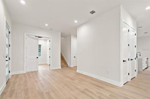 5620 3rd Avenue, St Petersburg FL - photo 7 of 97