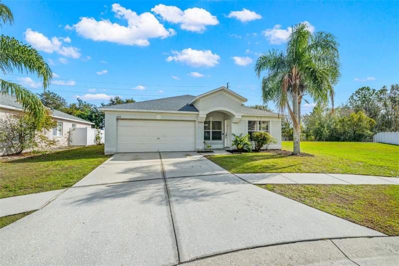 3 bedroom Single Family Residence at 6114 School House Court, Chapel Pines Ph 1A, Wesley Chapel — photo 2
