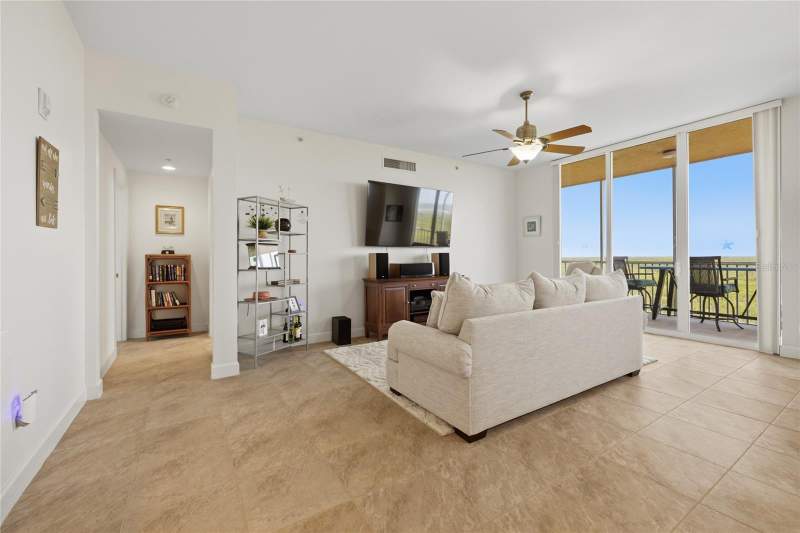 2 bedroom Condominium at 3191 Matecumbe Key Road #701, Vista Del Sol/Burnt Store Mari, Punta Gorda — photo 5