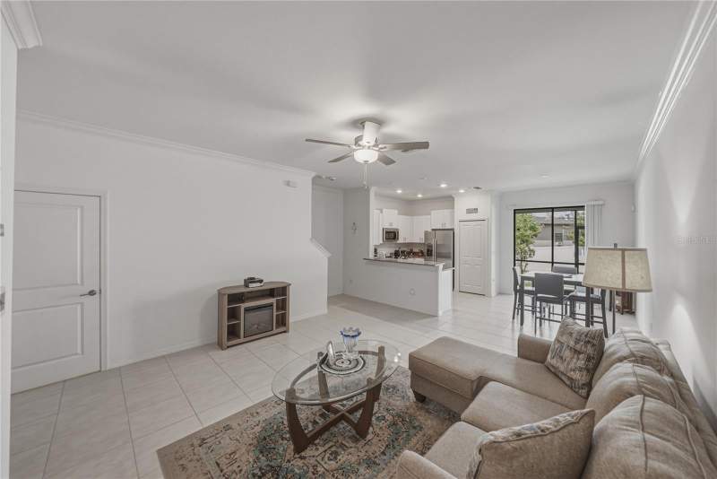 3 bedroom Townhouse at 30688 Veridian Way, Townes At Veridian, Wesley Chapel — photo 4