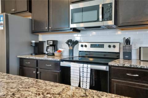 8936 Prague Way, Kissimmee FL - photo 6 of 43