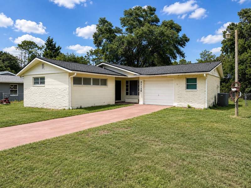 2 bedroom Single Family Residence at 21136 SW Honeysuckle Street, Rainbow Lakes Estate, Dunnellon — photo 2
