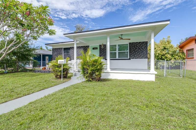 3 bedroom Single Family Residence at 2325 Highland Street, Welshs Lakeview, St Petersburg — photo 5