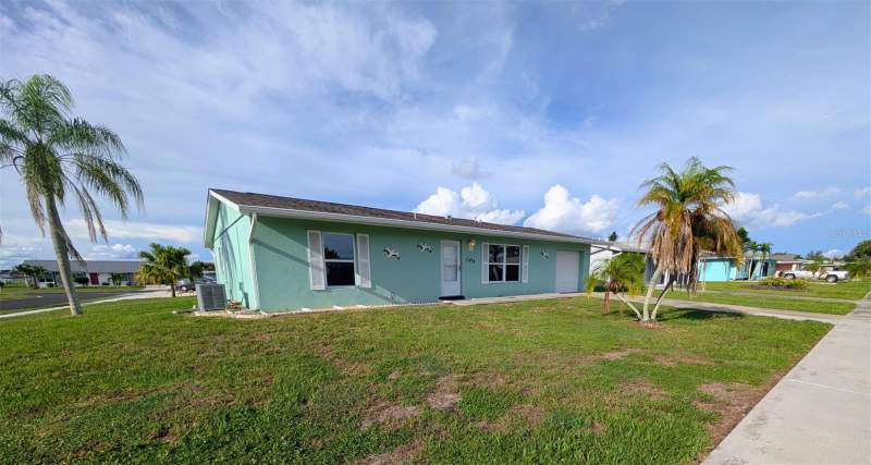 2 bedroom Single Family Residence at 13478 Santa Rosa Avenue, Port Charlotte Sec 066, Port Charlotte — photo 2