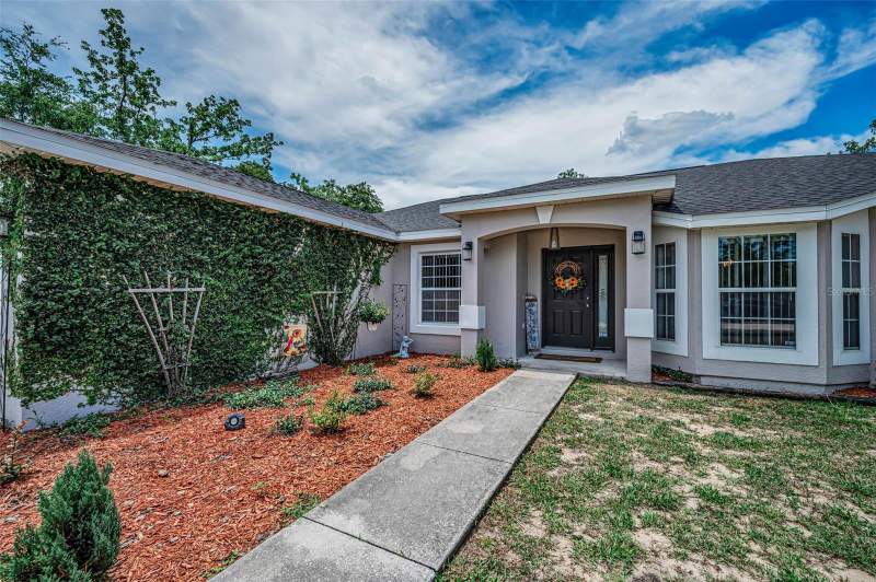 3 bedroom Single Family Residence at 12123 Fulmar Road, Royal Highlands, Weeki Wachee — photo 3