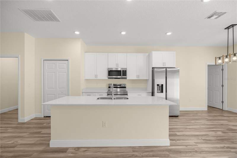 4 bedroom Single Family Residence at 13745 SW 43rd Circle, Marion Oaks, Ocala — photo 5