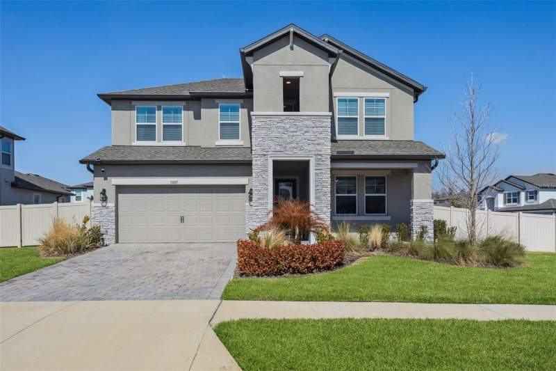 4 bedroom Single Family Residence at 33287 Sycamore Leaf Drive, Whispering Oaks Preserve, Wesley Chapel — photo 2