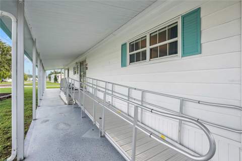 5352 Plant Street, Zephyrhills FL - photo 13 of 77