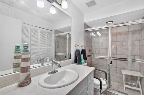 7283 Eleanor Circle, Sarasota FL - photo 24 of 46