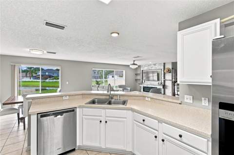 10922 Subtle Trail Drive, Riverview FL - photo 11 of 32