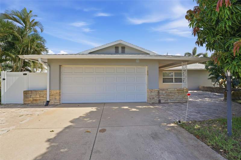 3 bedroom Single Family Residence at 14233 102nd Avenue, Yacht Club Estates, Largo — photo 4