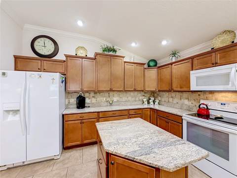 1068 Becker Avenue, The Villages FL - photo 15 of 53