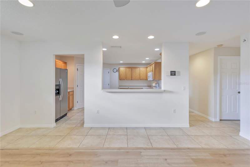 3 bedroom Single Family Residence at 1980 SUMMER COURT, MEADOW SPGS, KISSIMMEE — photo 5