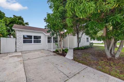 9001 Arndale Circle, Tampa FL - photo 14 of 33