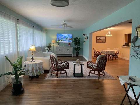 5624 Palm Aire Drive #V105, Sarasota FL - photo 6 of 18