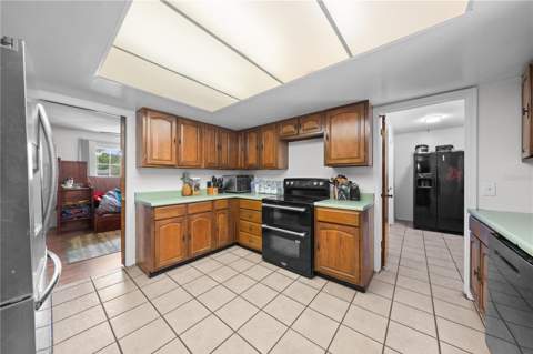 6570 Bay Shore Drive, St Cloud FL - photo 22 of 54