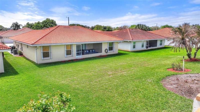3 bedroom Single Family Residence at 144 Morning Glory Circle, Morningside At Winterset, Winter Haven — photo 4