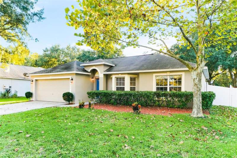 4 bedroom Single Family Residence at 1206 Stonewater Circle, Wellington Place C & D, Ocoee — photo 2