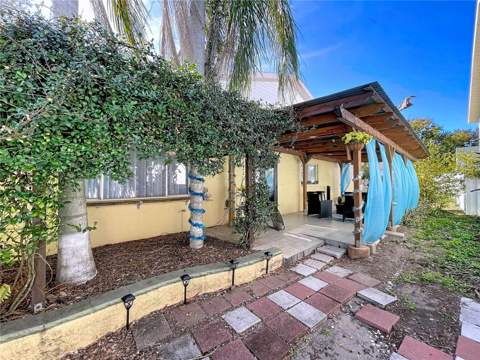 11115 Cherrywood Lane, Riverview FL - photo 8 of 53