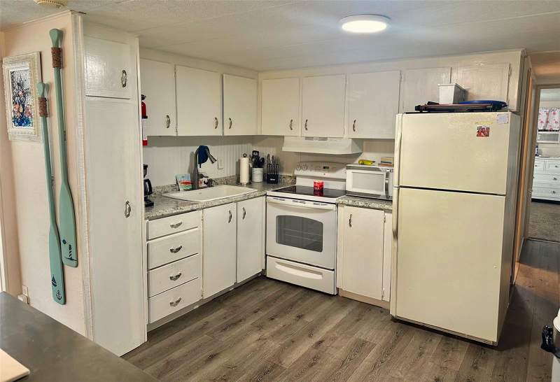 2 bedroom Mobile Home at 11157 102ND WAY #213, LAKE SEMINOLE RESORT NORTH M/H UNREC, LARGO — photo 5