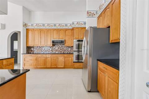 18107 Emerald Bay Street, Tampa FL - photo 19 of 57