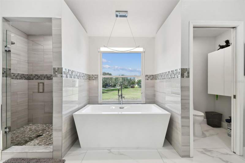 3 bedroom Townhouse at 21 Crescent Place, College Landings Rep, St Petersburg — photo 5