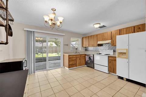 7412 Humboldt Avenue, New Port Richey FL - photo 12 of 43