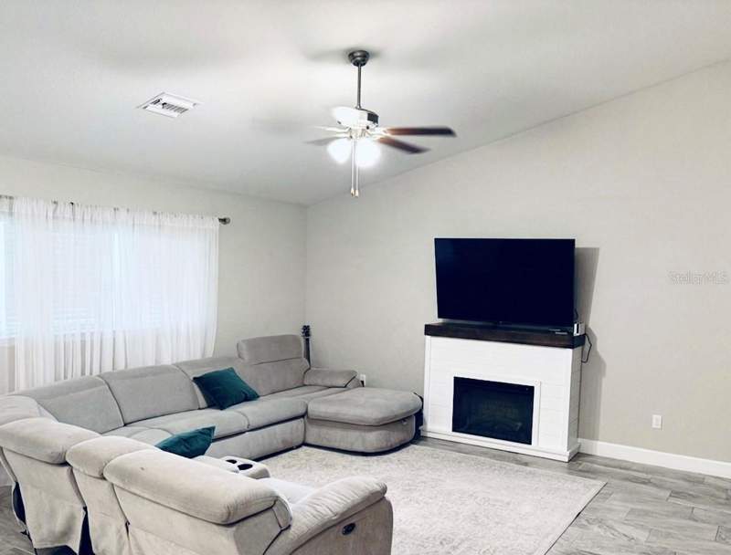 4 bedroom Single Family Residence at 5601 SW 117th Lane Road, Kingsland Country Estate, Ocala — photo 5