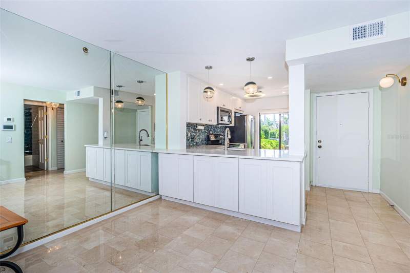 2 bedroom Condominium at 6273 BAHIA DEL MAR BOULEVARD #116, BAHIA DEL MAR II, ST PETERSBURG — photo 3