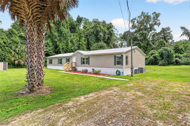 5 bedroom Manufactured Home at 13888 SW 5th Place, Rainbow Park Un 08, Ocala — photo 3