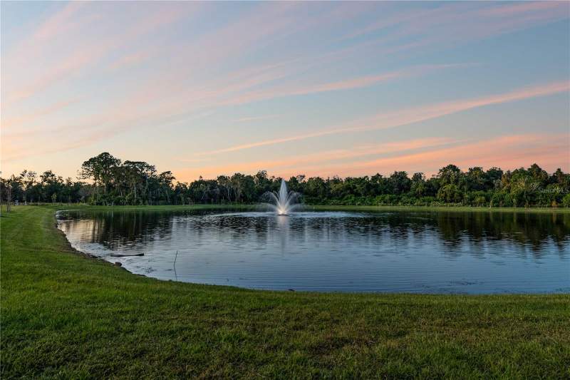 4 bedroom Single Family Residence at 709 Estates Boulevard, North Lake Estates, Tarpon Springs — photo 5