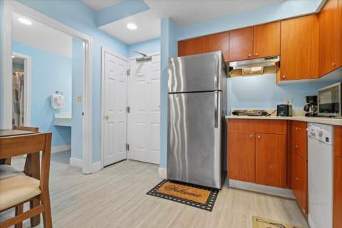 7601 Canada Avenue #611, Orlando FL - photo 14 of 27