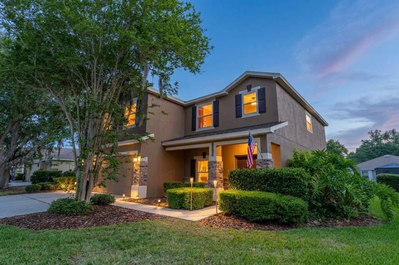 6302 BRIDGEVISTA DRIVE home for sale in Fishhawk Ranch