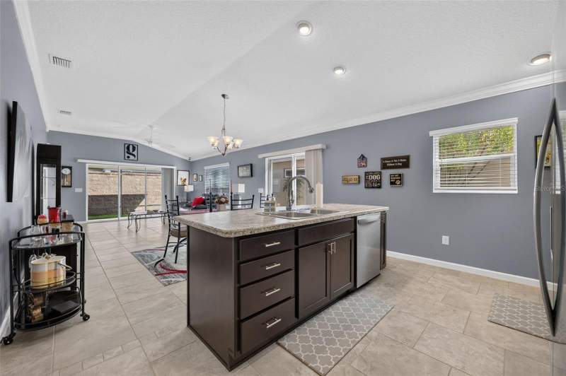 3 bedroom Villa at 2137 Locklin Lane, The Villages, The Villages — photo 3