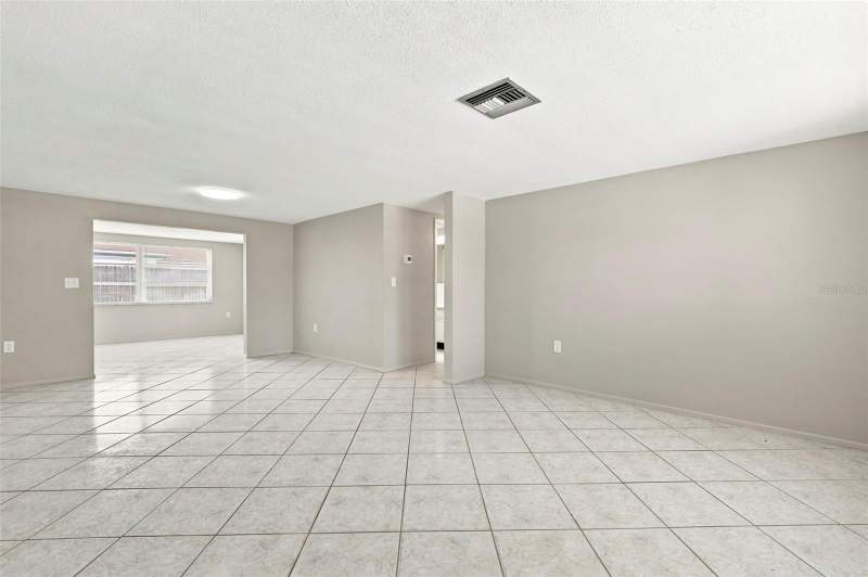 2 bedroom Single Family Residence at 8936 Windsong Lane, Embassy Hills, Port Richey — photo 3