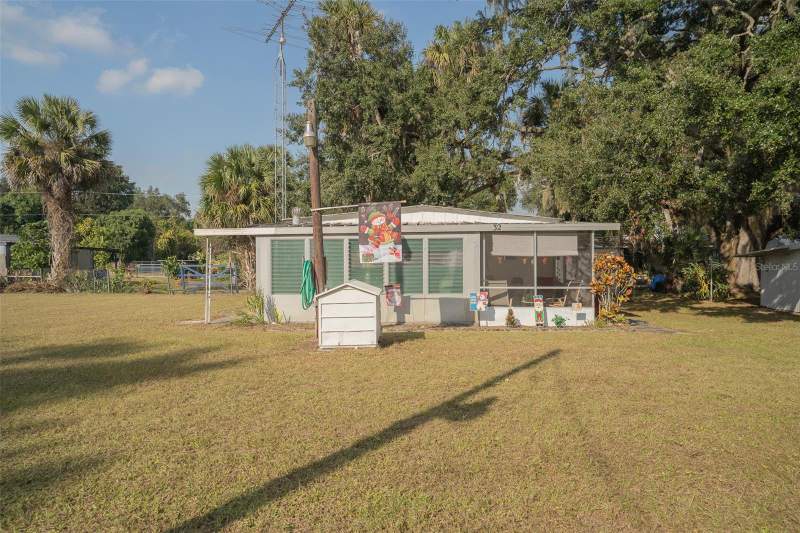 1 bedroom Mobile Home at 28 BASIN STREET, KISSIMMEE RIVER SHORES, LORIDA — photo 1