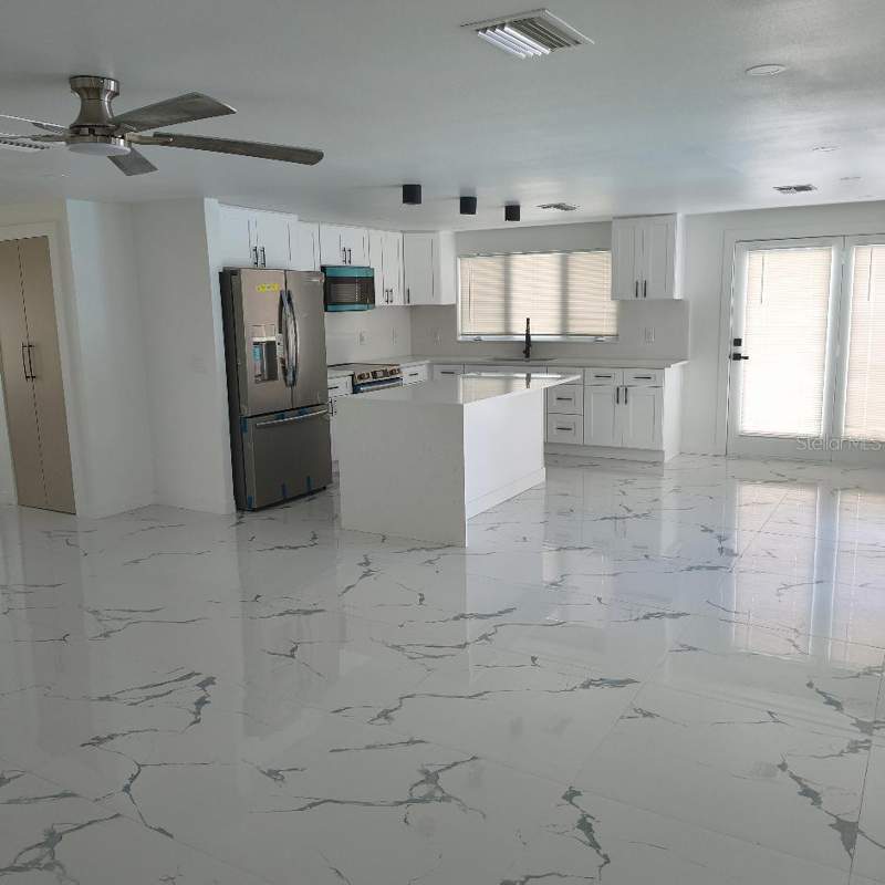 4 bedroom Single Family Residence at 7019 Fountain Avenue, Townn Country Park Unit 28, Tampa — photo 4