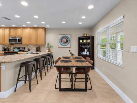 2429 Park Street, St Petersburg FL - photo 8 of 28