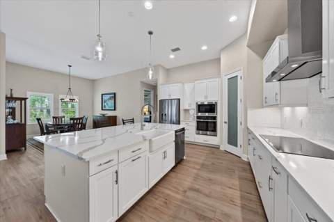 9145 Warm Springs Circle, Parrish FL - photo 19 of 69
