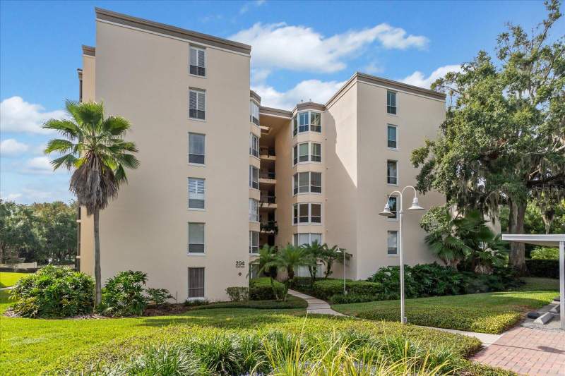 2 bedroom Condominium at 204 QUAYSIDE CIRCLE #304, MOORINGS ON LAKE MAITLAND CONDO, MAITLAND — photo 1