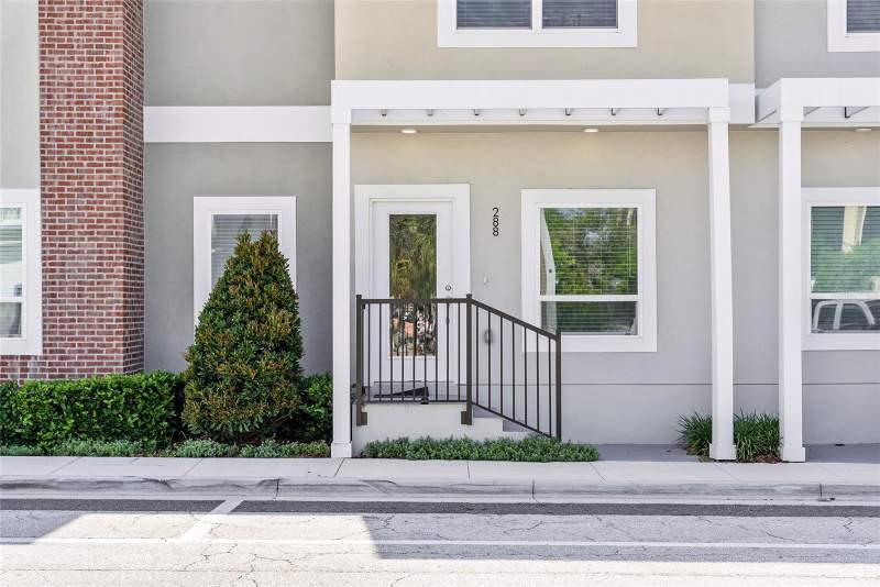 3 bedroom Townhouse at 288 N OAK AVENUE, FULTON PARK, SANFORD — photo 2