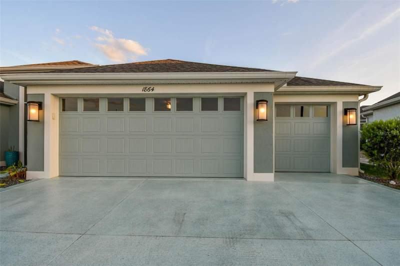 4 bedroom Single Family Residence at 1864 Keel Court, The Villages, The Villages — photo 3