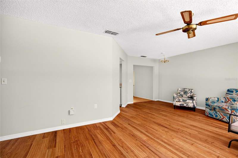 2 bedroom Single Family Residence at 9021 SW 108th Place, Oak Run Nbrhd 01, Ocala — photo 5