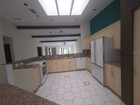 2321 Harbour Oaks Drive, Longboat Key FL - photo 10 of 37