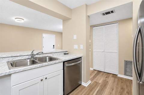 642 Bird Bay Dr E #205, Venice FL - photo 9 of 99