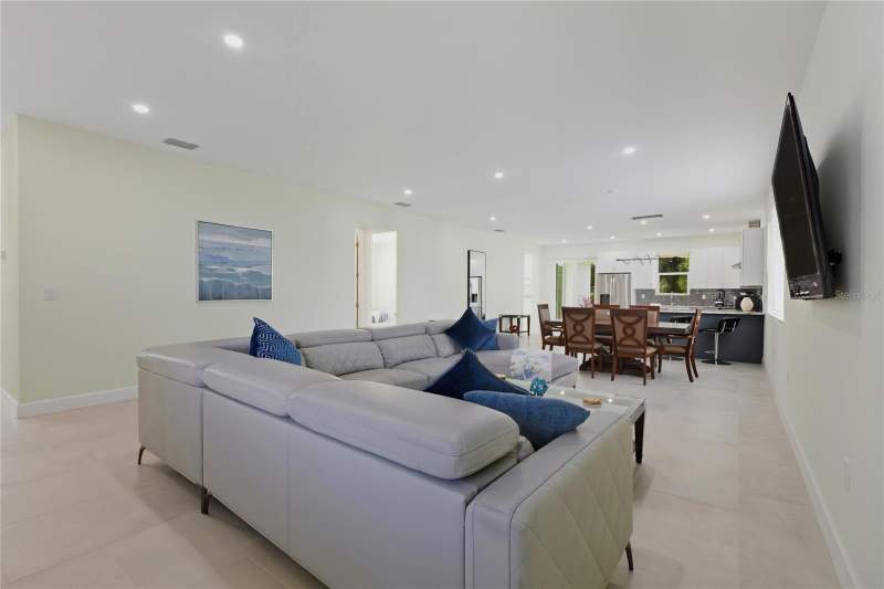 3 bedroom Single Family Residence at 5316 Altoona Street, Broadway, Sarasota — photo 5