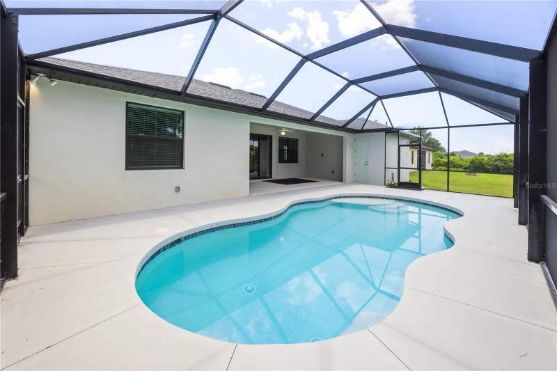 4 bedroom Single Family Residence at 2535 Trico Road, Port Charlotte Sub 37, North Port — photo 2